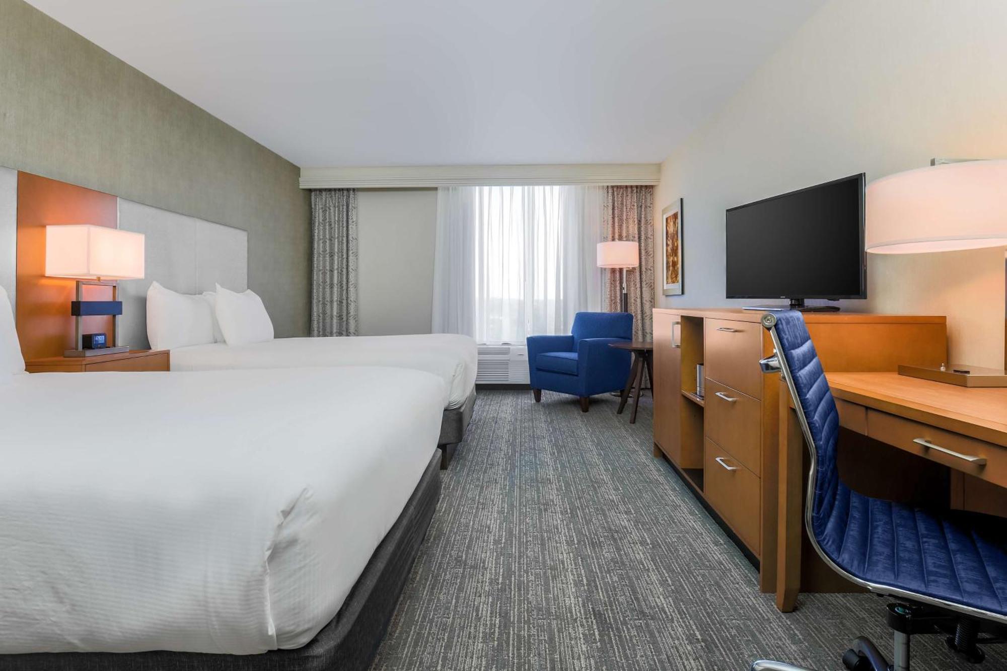 Hotel Doubletree By Hilton Atlanta Airport College Park Esterno foto