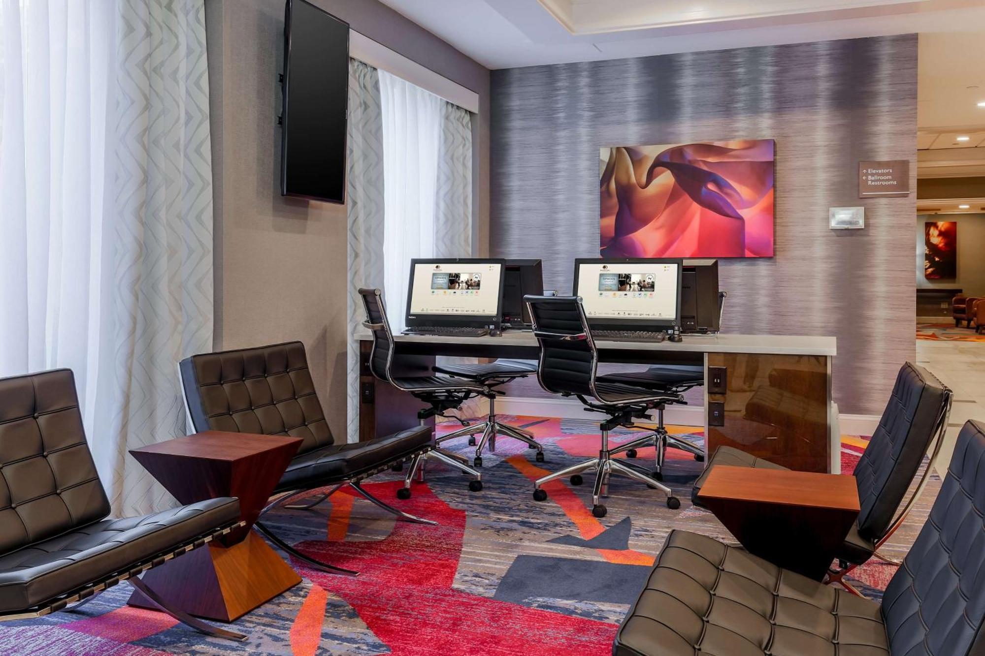 Hotel Doubletree By Hilton Atlanta Airport College Park Esterno foto