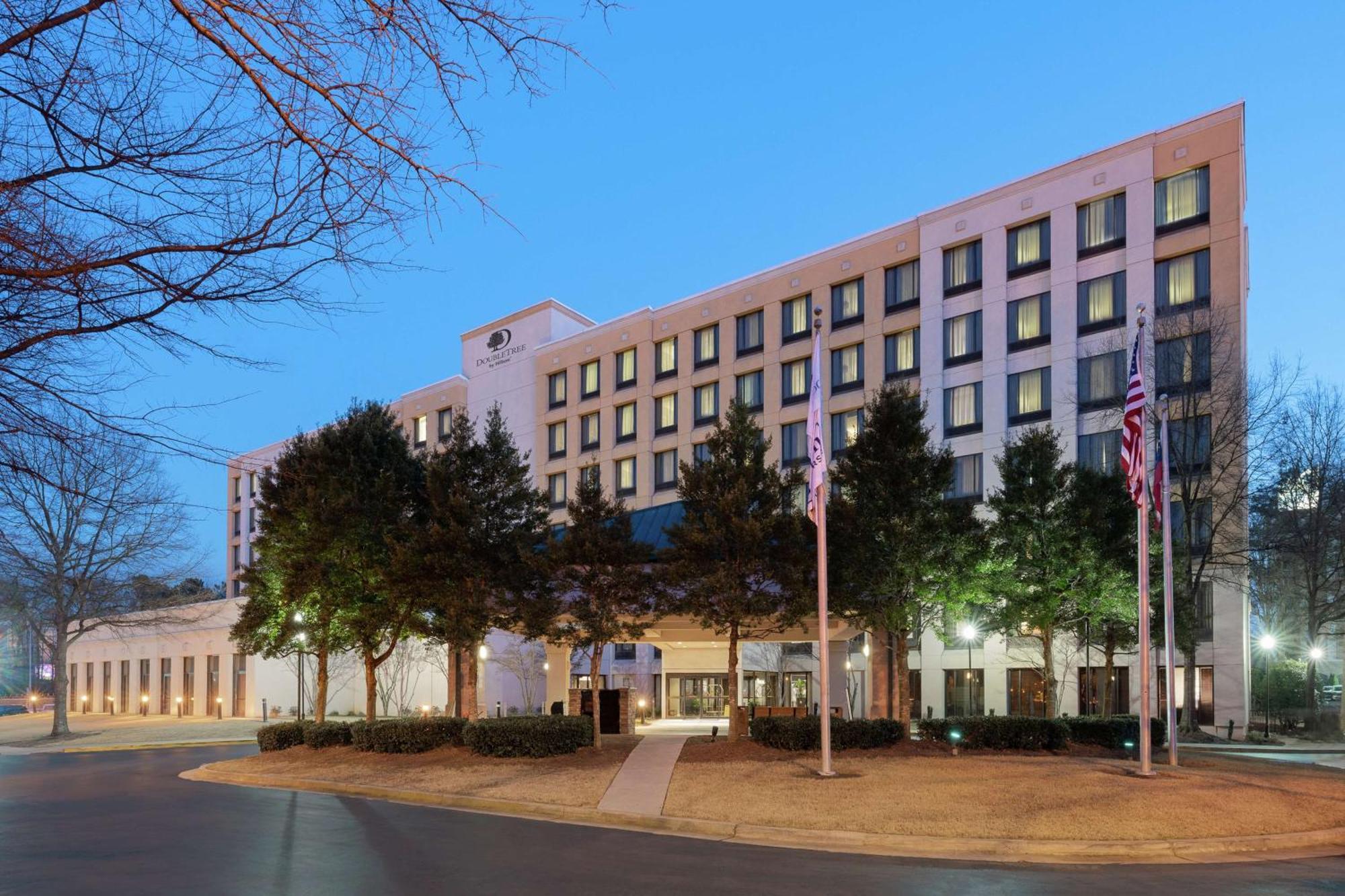 Hotel Doubletree By Hilton Atlanta Airport College Park Esterno foto